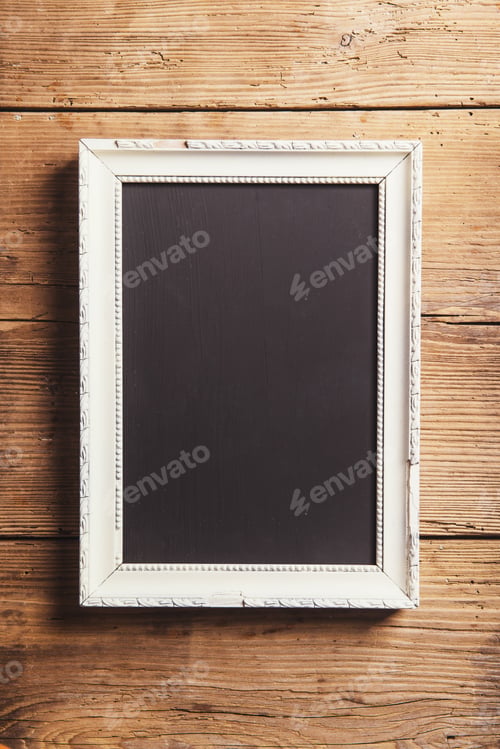Preview: Empty picture frame