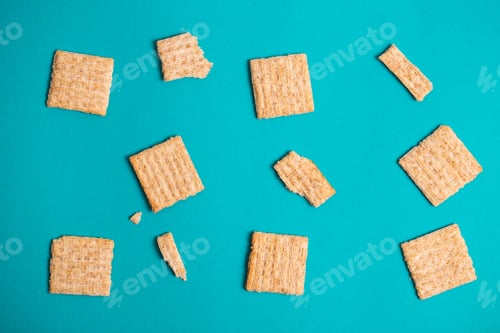 Preview: Dry cracker cookies blue background