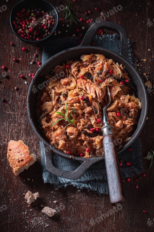 Preview: Tasty stewed cabbage and meat with cabbage and beef