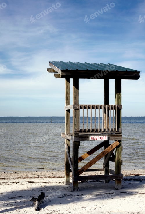Preview: Lifeguard Stand at the Beach