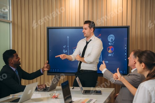 Preview: Meeting of Business People for Conference Discussion Corporate Concept and market in the workplace