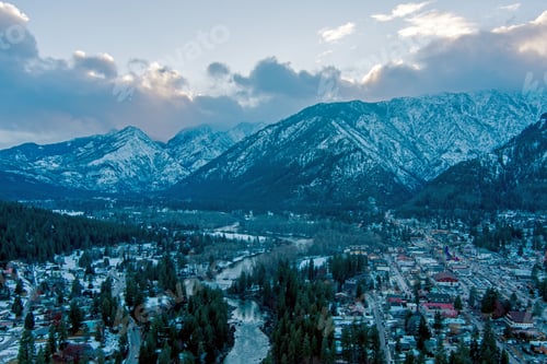 Preview: Leavenworth, Washington sunset in December
