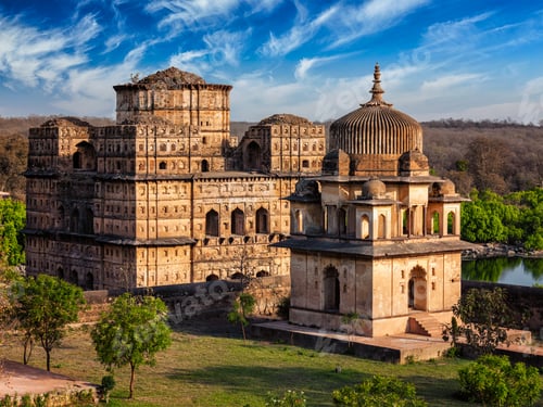 Preview: Royal cenotaphs of Orchha, India