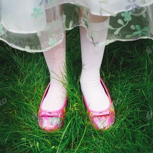 Preview: Pink on green