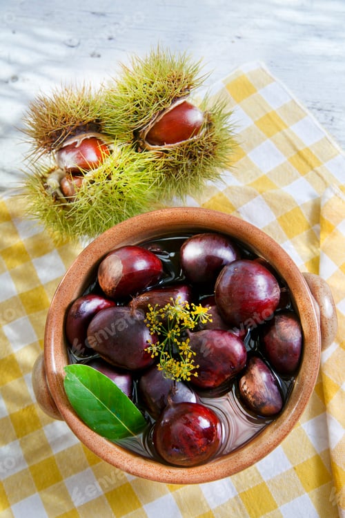 Preview: Boiled Chestnuts