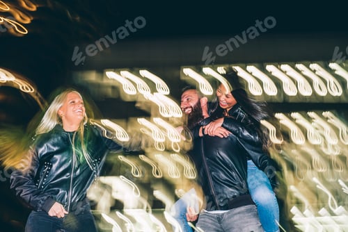 Preview: Asian woman and young people have fun.