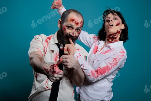 Preview: Couple of zombies doing thumbs up sign