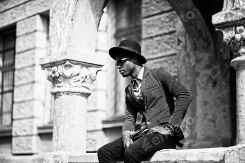 Preview: Fashion portrait of black african american man