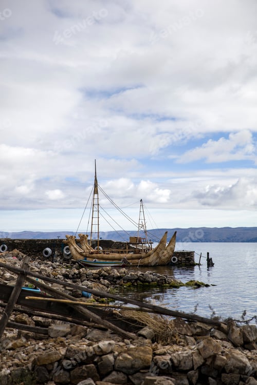 Preview: Traditional totora reed boat at Isla del Sol on Titicaca lake