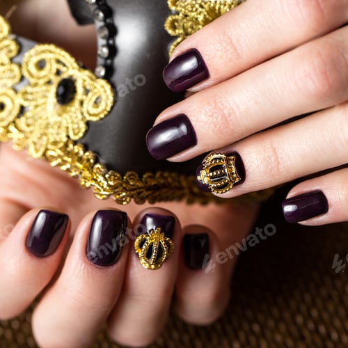 Preview: Black female manicure nails closeup with crown