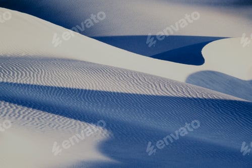 Preview: Mesquite Flat Sand Dunes, light patterns on the sand dunes.