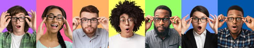 Preview: Surprised young men and women expressing great amazement wearing specs
