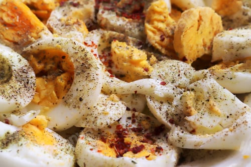 Preview: Spicy poached chicken eggs. Breakfast.