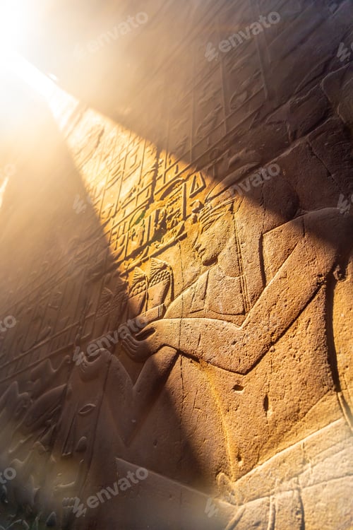 Preview: Detail of beautiful natural light on an ancient egyptian drawings inside the Luxor Temple