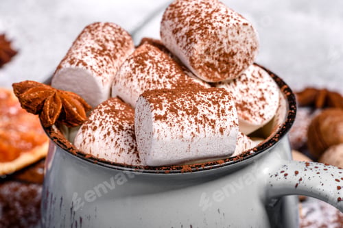Preview: Mug of hot chocolate with white marshmallows