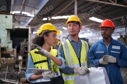 Preview: Factory Engineer Operating machines in industry factory.
