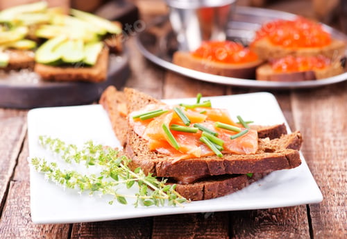 Preview: bread with salmon