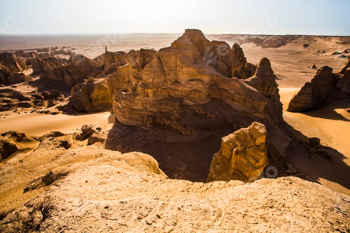 Preview: Dry desert