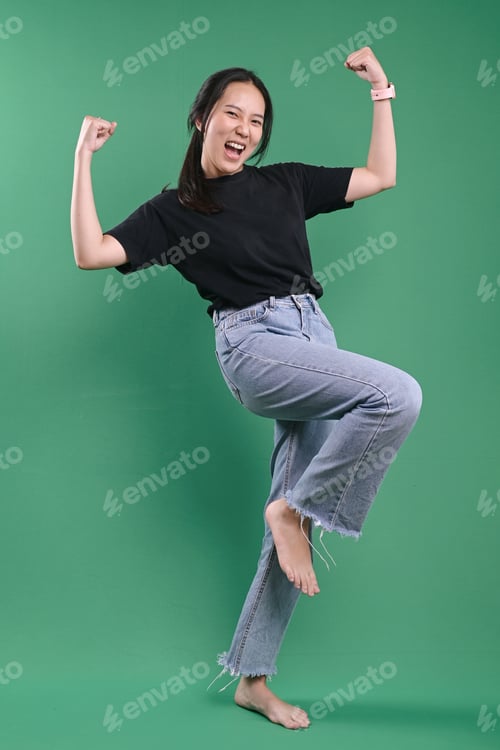 Preview: Woman Celebrating Victory