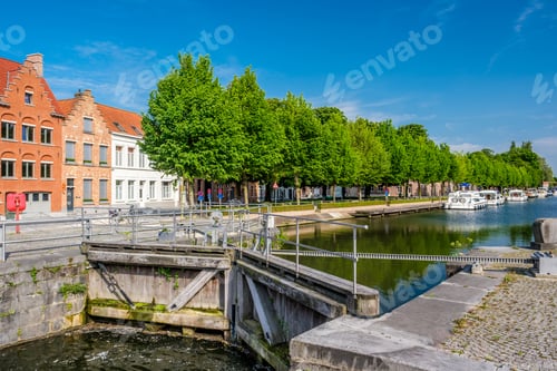 Preview: Bruges (Brugge) cityscape with water canal and bridge