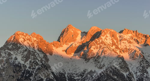 Preview: Mountain panorama at sunset
