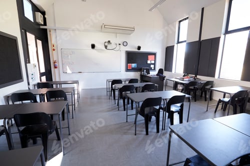 Preview: Empty classroom