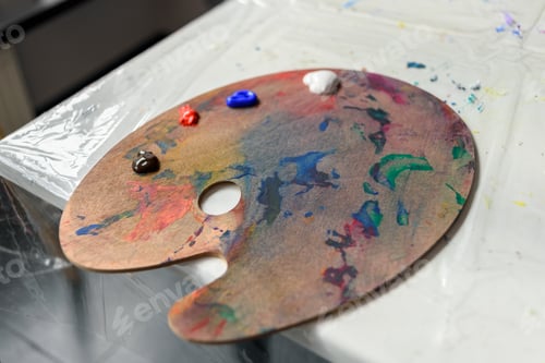 Preview: Wooden palette with acrylic paints