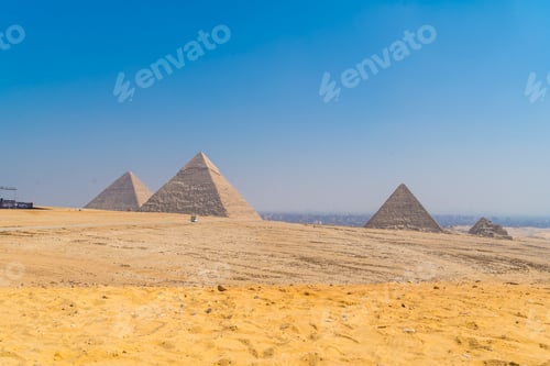 Preview: The Pyramids of Giza, the oldest Funerary monument in the world