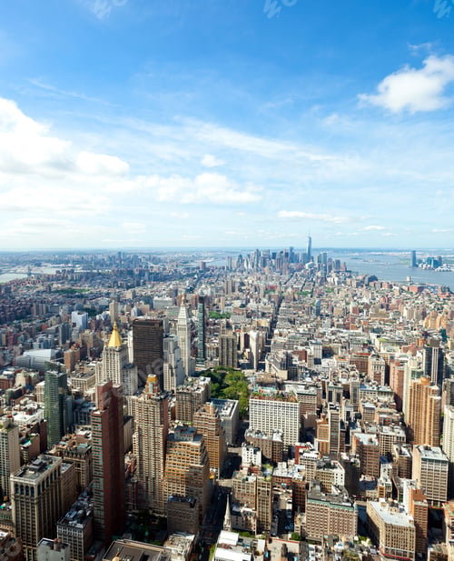 Preview: Cityscape view of Manhattan, New York City.