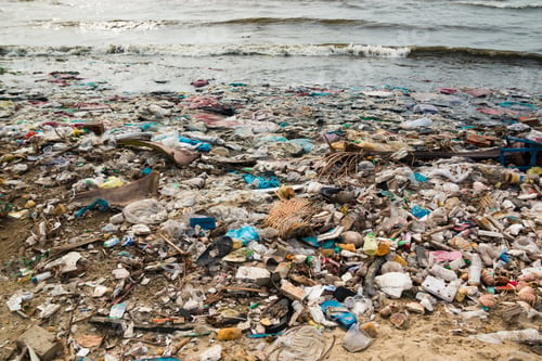 Preview: Pollution on the beach in Asia