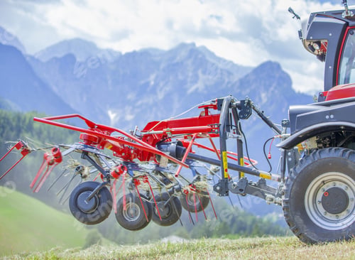 Preview: Seeding complex on mountain background
