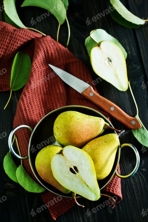 Preview: pears
