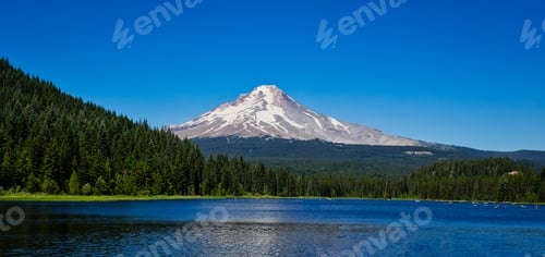 Preview: Trillium Lake & Mount Hood, Mount Hood, Oregon