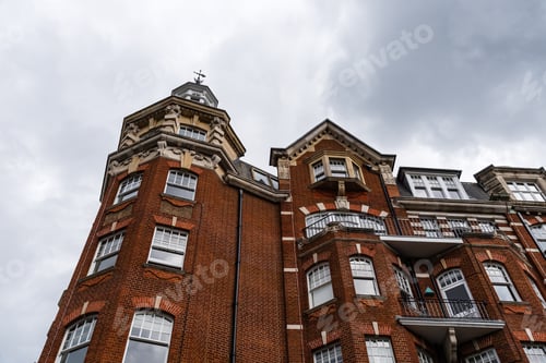 Preview: Low angle view of old luxury residential building in London