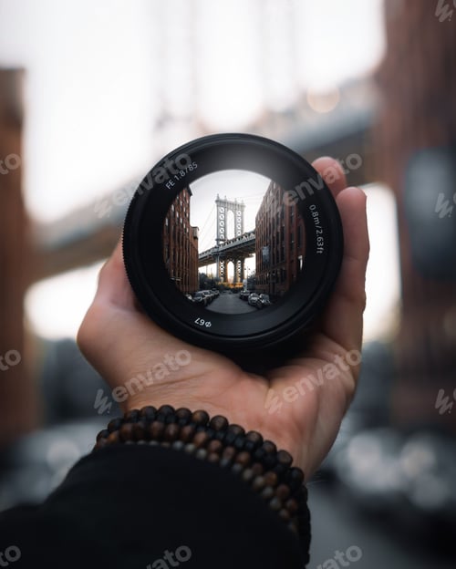 Preview: Manhattan Bridge View through a handheld Lens