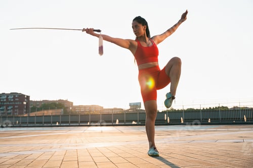 Preview: Chinese young woman practicing wushu kung fu.