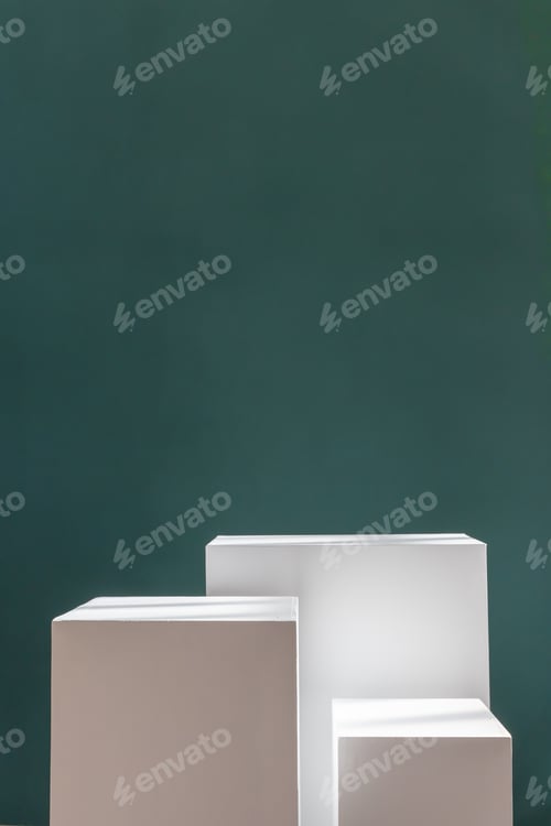 Preview: Three white rectangular boxes against a green wall. Product photography background