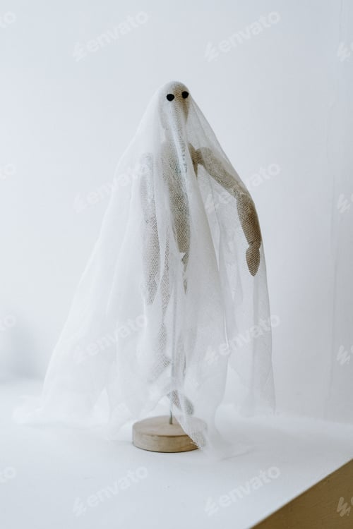 Preview: A ghost decoration for Halloween / fall holidays / autumn season