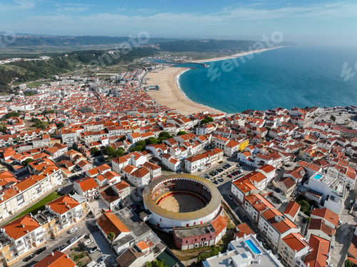 Preview: Nazare bullring and Praia da Nazare from above