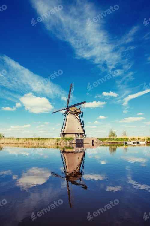 Preview: Traditional Dutch windmills from the channel Rotterdam. Holland
