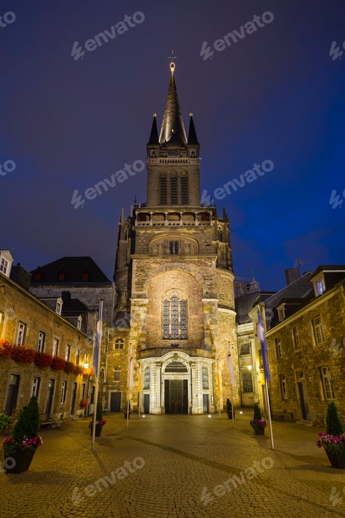 Preview: Aachen Cathedral And Domhof At Night