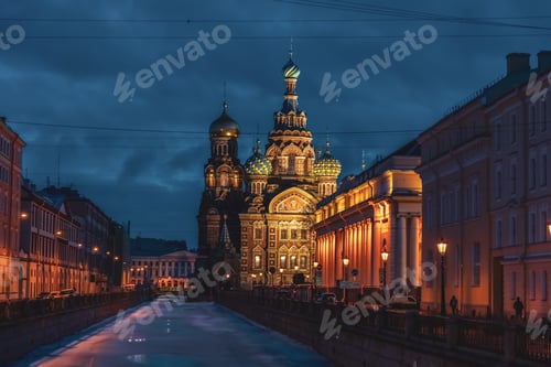 Preview: Church of the Savior on Blood at night