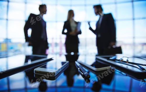 Preview: Cellphones and pen