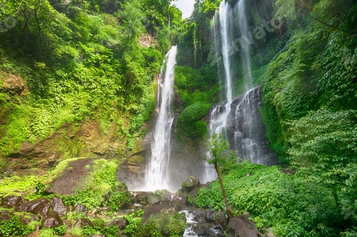Preview: mighty waterfall