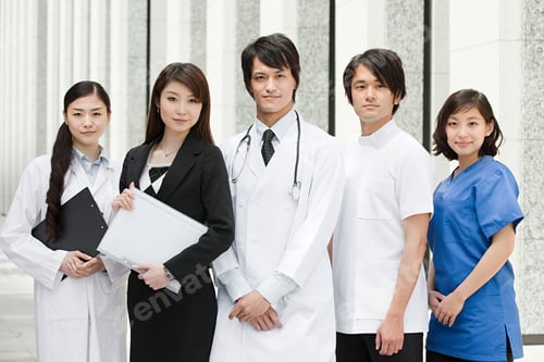 Preview: Portrait of doctors and businesswoman