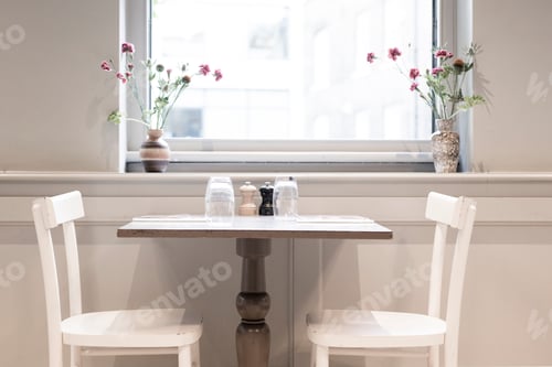 Preview: White cafe