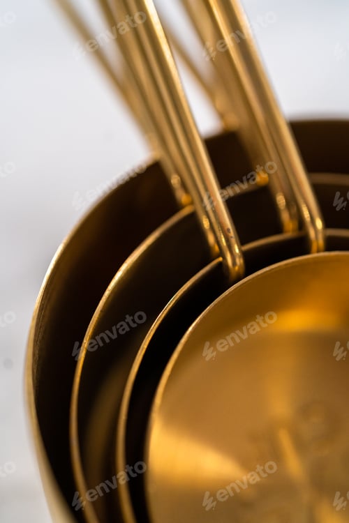 Preview: Measuring cups and spoons