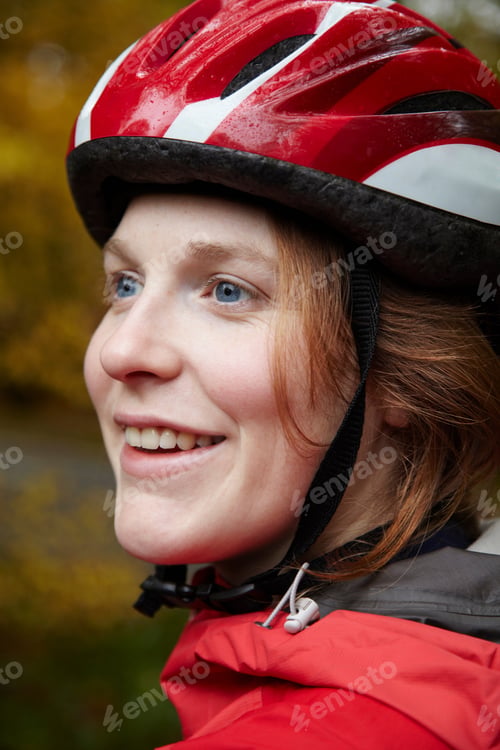 Preview: Close up of girl wearing cycle helmet