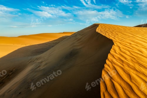 Preview: Sand dunes in desert