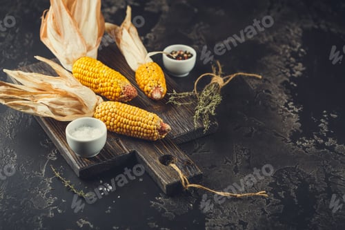 Preview: Corn on cobs